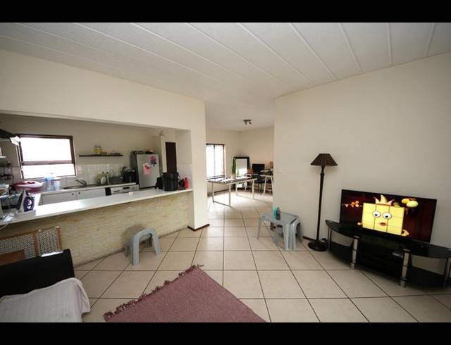 2 BEDROOM PROPERTY TO RENT IN SUNNINGHILL